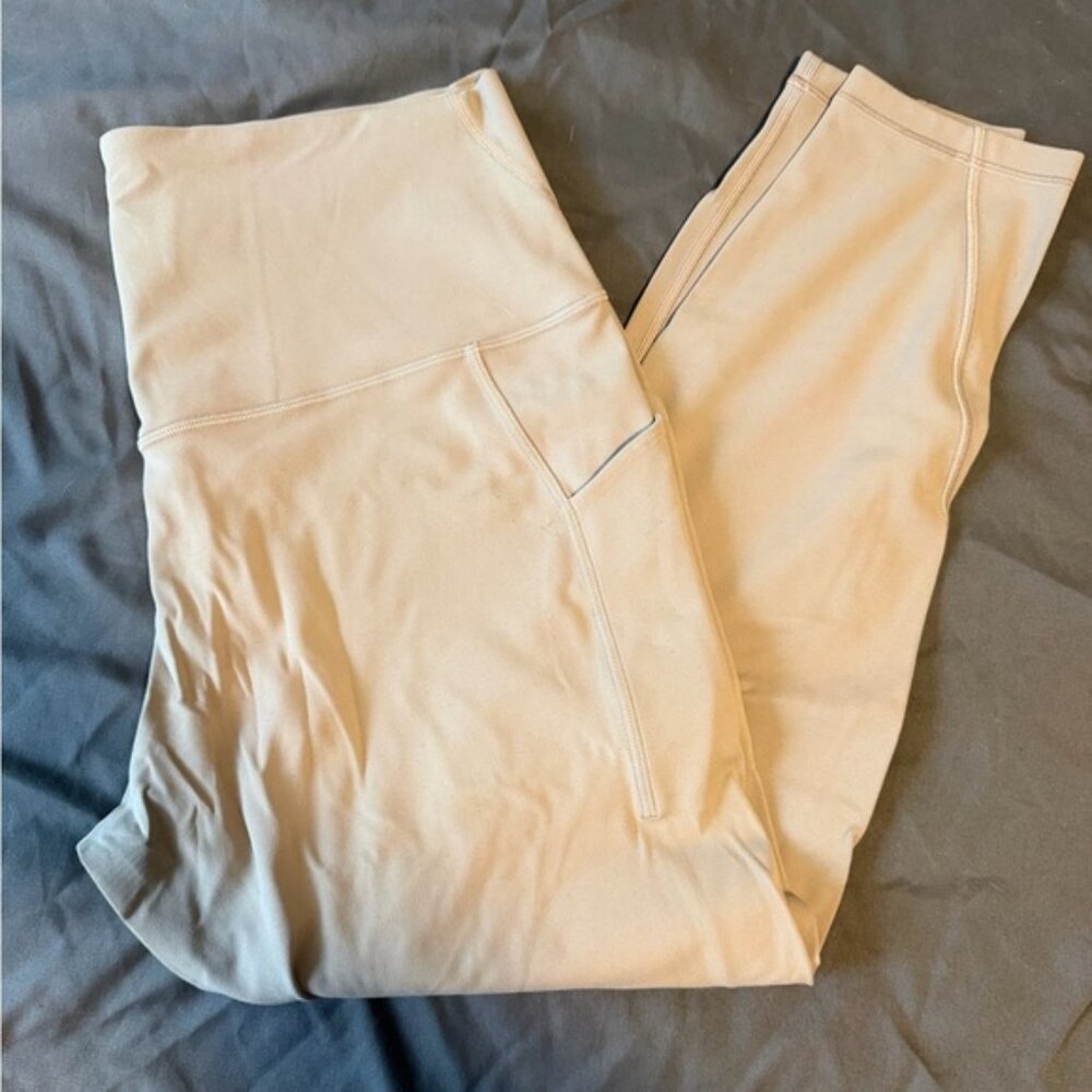 Lululemon warm ash grey 25” align Leggings